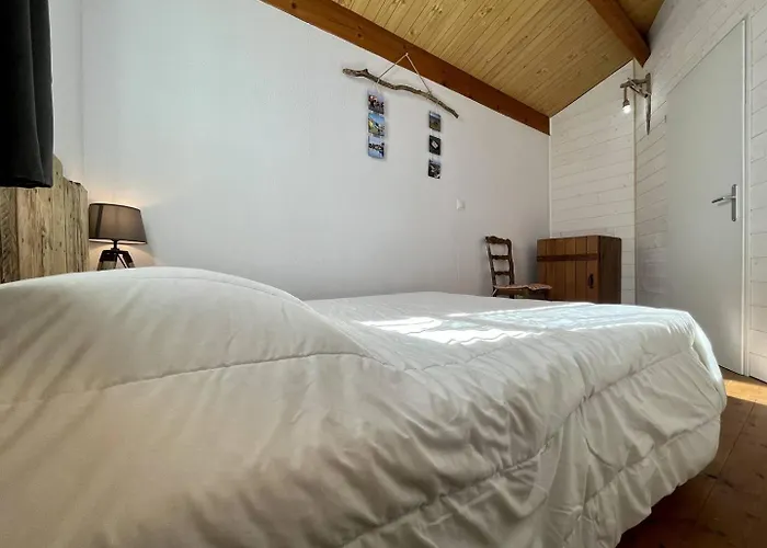 Maison 4 Pièces 6 Couchages Pierre D'oléron Spo000-122 *